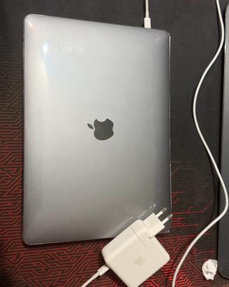 MacBook 13” Apple 8gb RAM, 256gb SSD