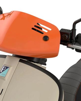 CUPOLINO PLASTICA ARANCIO ORIGINALE PIAGGIO VESPA