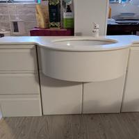 Mobile bagno sospeso