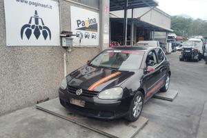 VOLKSWAGEN GOLF 5 1.9 TD 2004 BKC  PER RICAMBI