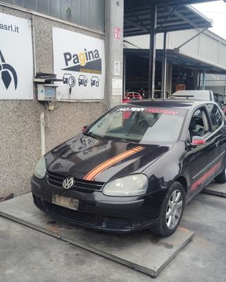 VOLKSWAGEN GOLF 5 1.9 TD 2004 BKC  PER RICAMBI