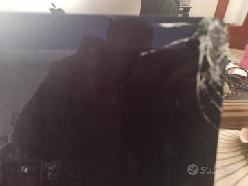 imac Apple 21.5 8gb SSD 500 2015 vedi foto 