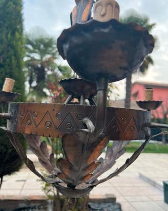 Lampadario fatto a mano in ferro battuto