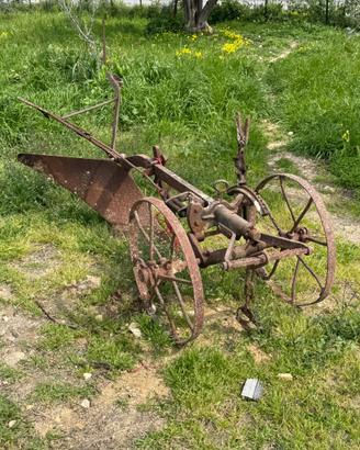 Aratro agricolo d’epoca