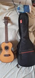 UKULELE Concerto LAG U500CE