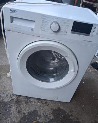 Si vende lavatrice Beko