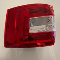 FANALE  LED POST DX SKODA OCTAVIA III COMBI