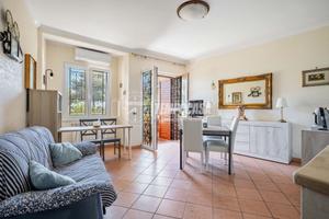 Bilocale in residence con piscina