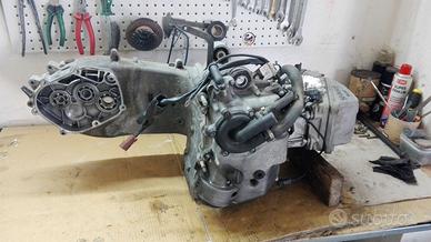 RICAMBI MOTORE PIAGGIO BEVERLY 500 X9 NEXUS