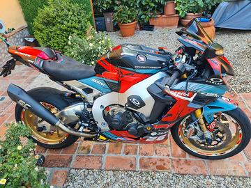 Cbr 1000 RR (versione SP1) valuto permute