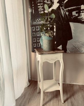 Mobiletto shabby chic