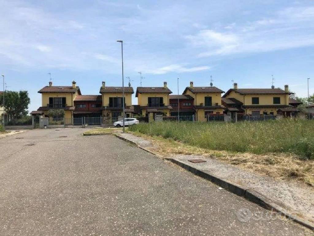 Immobile in asta di 12043 m² a Fombio - Altro