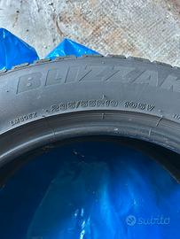 Coppia gomme Bridgestone Blizzak LM-80 235/55R19