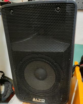cassa audio attiva alto