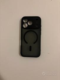 cover iPhone 17 magnetica  compatibile con MagSafe