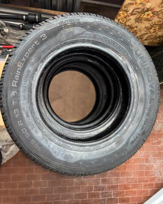 4 Gomme estive Uniroyal