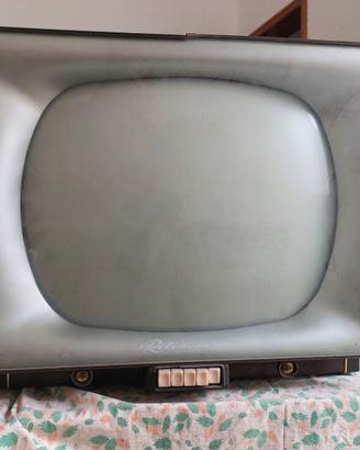 Televisore antico 