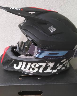 Casco nuovo taglia S in carbonio