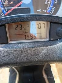 xmax 250 con soli 7500km