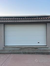 Portone sezionale per garage