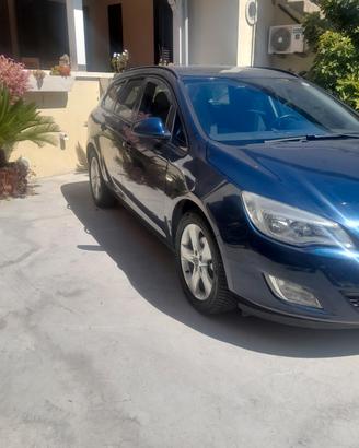 opel astra j spor tourer 1.7 cdti