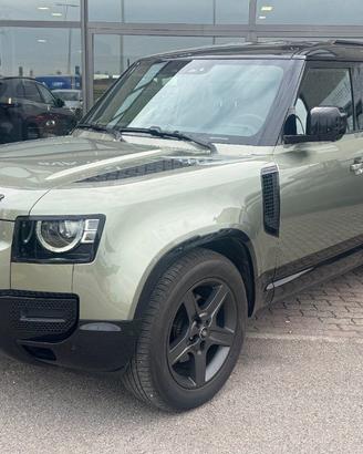 LAND ROVER Defender 110 3.0D I6 250 CV AWD Auto