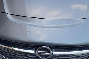 Opel corsa E 1.4 Gpl  benzina