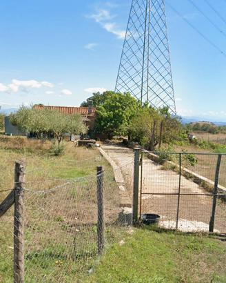 Terreno agricolo con Casaletto e pozzo
