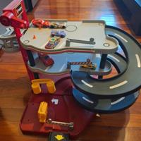 GARAGE FERRARI BURAGO come da foto 