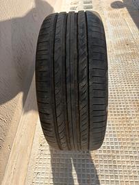 245/45/18 Continental