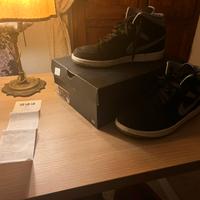 Air Jordan 1 Mid trattabili