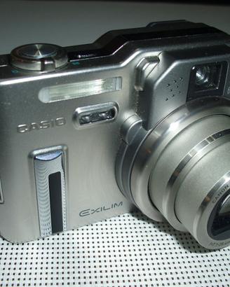 Macchina fotografica Casio Exilim