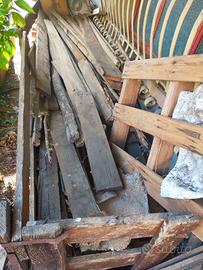Tavole di legno, bancali, pallet 