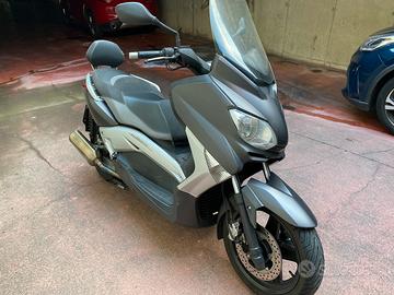 Yamaha X-MAX 250 Sport 2011