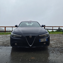 Alfaromeo Giulia, 150 CV 2.2 Meccanica nuova