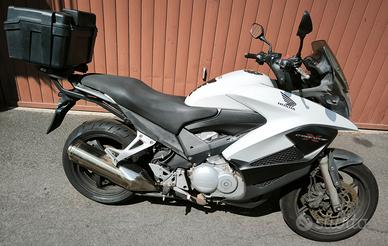 Honda Crossrunner 800