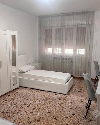Posto Letto Mestre Via Torino Solo per Uomo