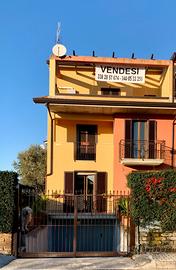 Villetta a schiera indipendente