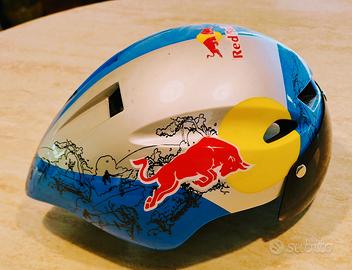 casco Red bull 