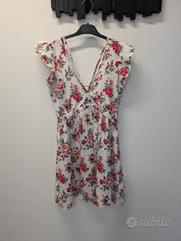 Vestito estivo bianco a fiori