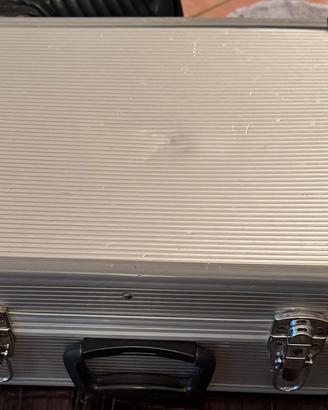 Valigetta per scuola odontotecnico