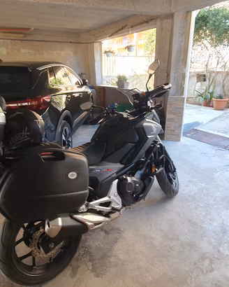 Honda nc 750 x abs