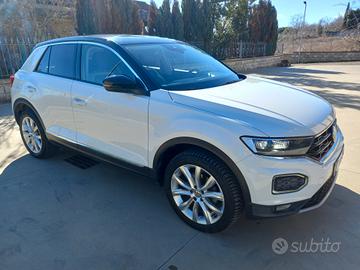 Volkswagen T-Roc 1.6 TDI SCR Business BlueMotion T