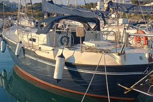 Motorsailer MULTI 98 a Leuca con eventualipermute
