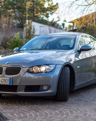 BMW Serie 3 E92 Coupe 325i Futura - 60.500 km