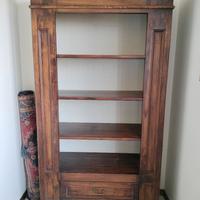 Libreria in arte povera