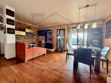 APPARTAMENTO CON VISTA APERTA