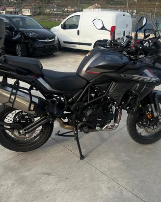 Benelli TRK 502X