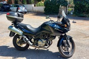 Suzuki STORM V-Storm DL 650