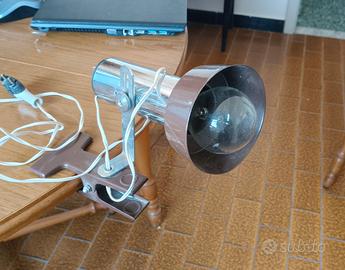 Lampada da scrivania con morsetto vintage